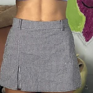 Black and white skort